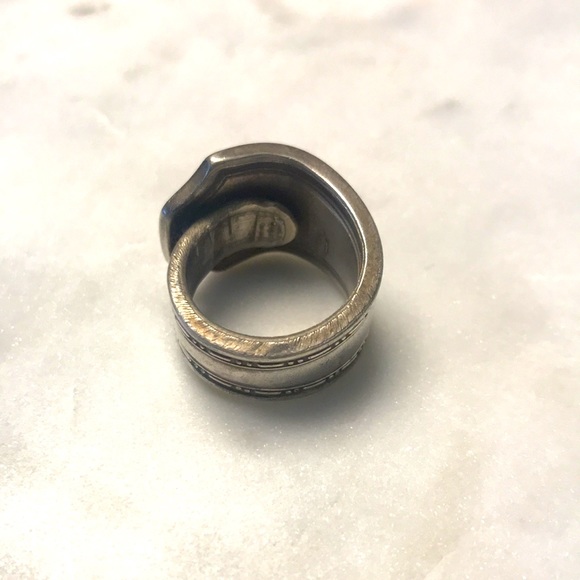 ‘Silverware’ ring - Picture 3 of 8